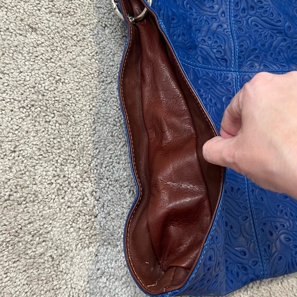 Real Leather Made in Italy Blue Embossed Soft Leather Convertible Adjustable Bag - Picture 8 of 14